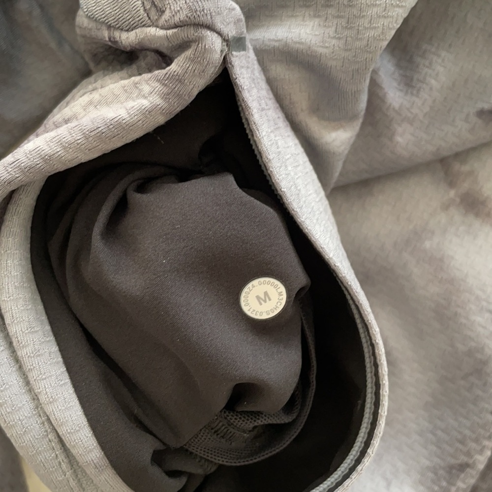 Lululemon Tech Hoodie - Picture 5 of 5